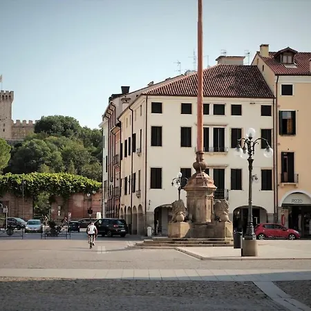 Petit Grenier Apartment