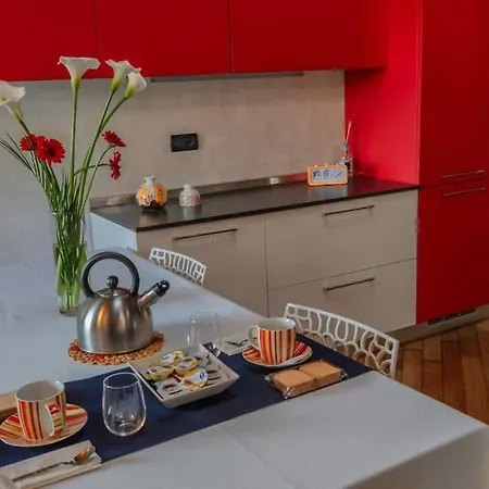 Petit Grenier Apartment