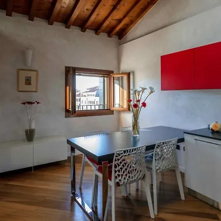 Petit Grenier * Este